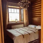 Prázdninový dům *2 Bdr Log House /mountains/queen Bed/fireplace *