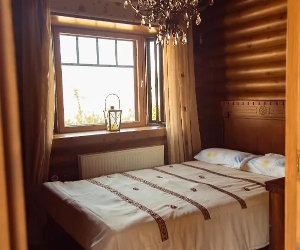 Σπίτι διακοπών *2 Bdr Log House /mountains/queen Bed/fireplace *