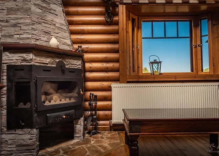 Σπίτι διακοπών *2 Bdr Log House /mountains/queen Bed/fireplace