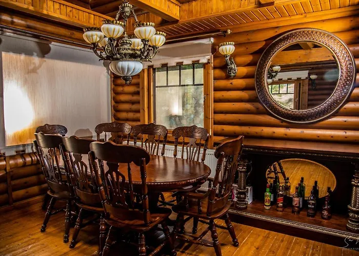 *2 Bdr Log House /mountains/queen Bed/fireplace Σπίτι διακοπών